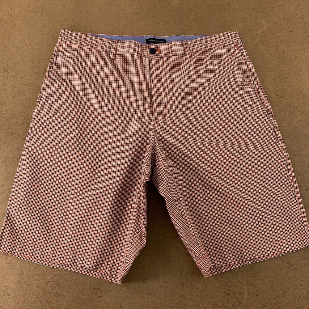 Banana Republic Men's Size 38 Mandarin Orange Plaid Flat Front Casual Shorts